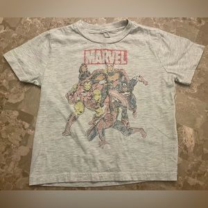 boys light gray Marvel t-shirt - size 5T
